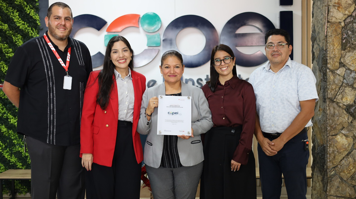 COPEI recibe reconocimiento de Macmillan Education